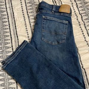 Mens Levi Jeans- Size: 38/ 30